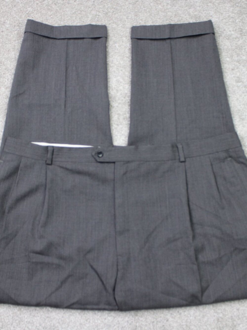 Joseph & Feiss Dress Pants Mens 44x30 Gray Pleated Cuffed 100% Wool